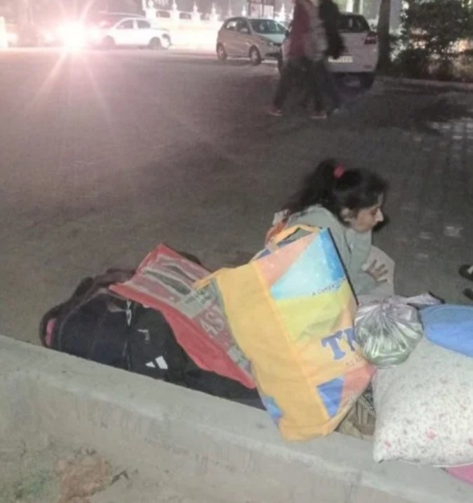 हिमाचल की दिव्यांग बेटी को चंडीगढ़ की सड़क पर बितानी पड़ी सर्द रात ddnewsportal.com