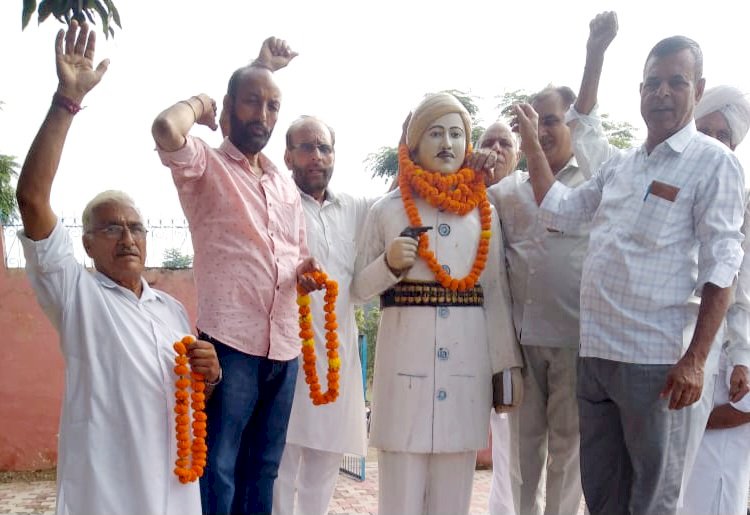 आस-पड़ोस: शहीद उद्धम सिंह काम्बोज को उनके बलिदान दिवस पर दी श्रद्धांजलि ddnewsportal.com