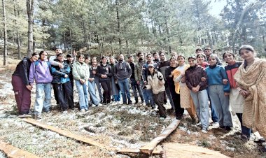 शिलाई: कॉलेज के स्टूडेंट्स की फील्ड ट्रिप, जाना कैसे होता है पहाड़ में विपरीत परिस्थितियों में जीवन यापन ddnewsportal.com